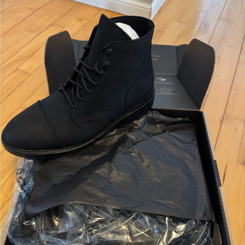 Brand new pair of Thursday boot size 9